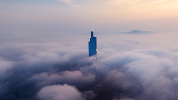 南京鼓楼紫峰大厦穿云平流雾延时