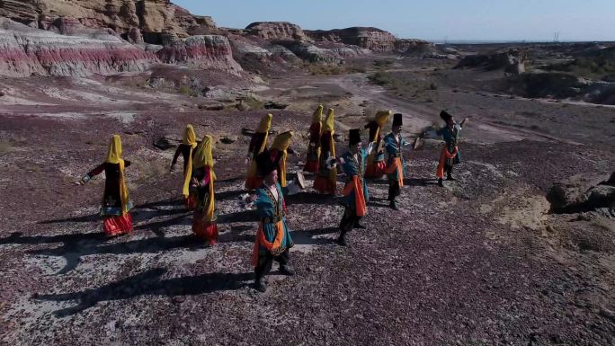 B新疆准噶尔盆地大漠戈壁民族舞蹈1