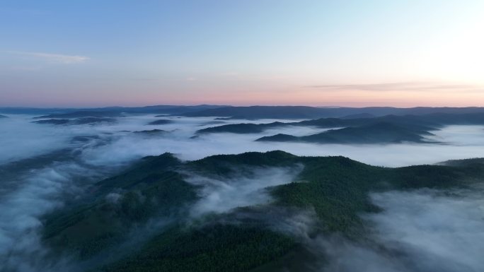 航拍黎明辽阔山川云海风景