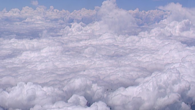 飞机航拍 高原 云层