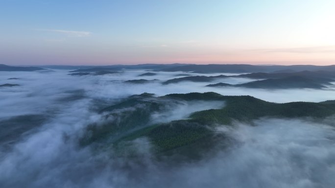 航拍黎明辽阔山川云海风景