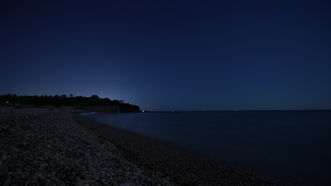 海边夜景海浪延时