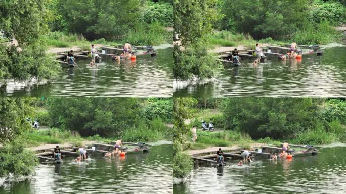 夏天暑假孩子学生家门口池塘河里江里游泳