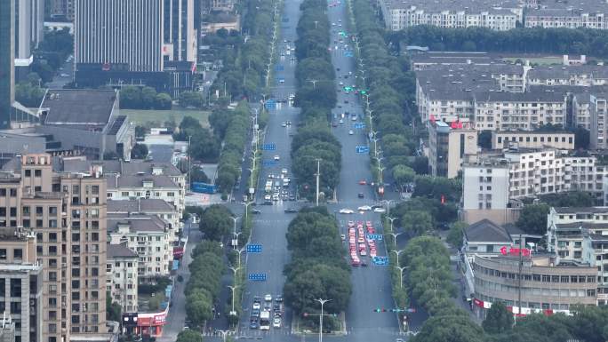 城市道路街道马路十字路口红绿灯车辆行驶