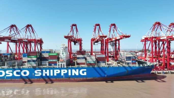 上海洋山港集装箱码头航拍