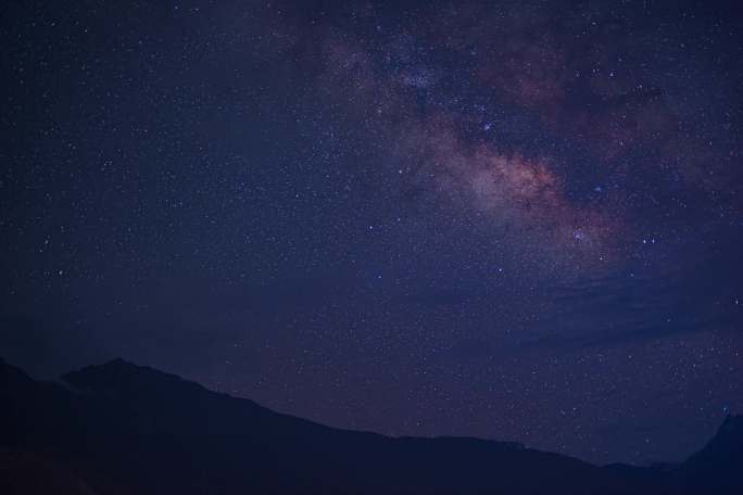 西藏林芝索松村的银河延时