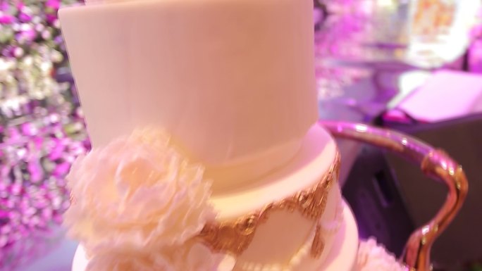 婚礼鲜花蛋糕
