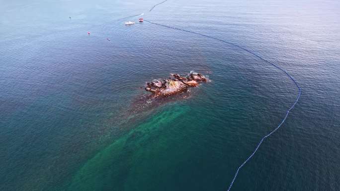 岛屿海岛海边礁石航拍