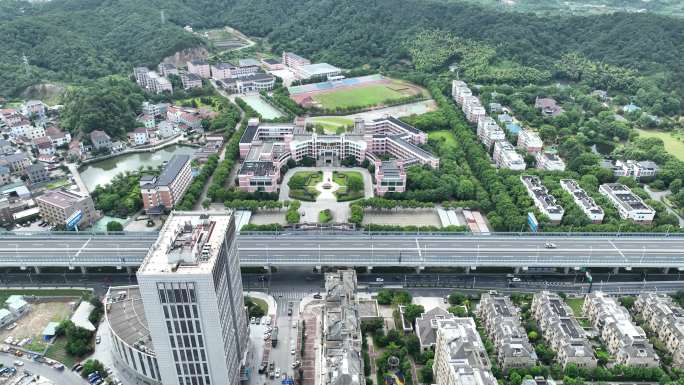 浙江绍兴诸暨店口镇高架桥快速通道湄池中学