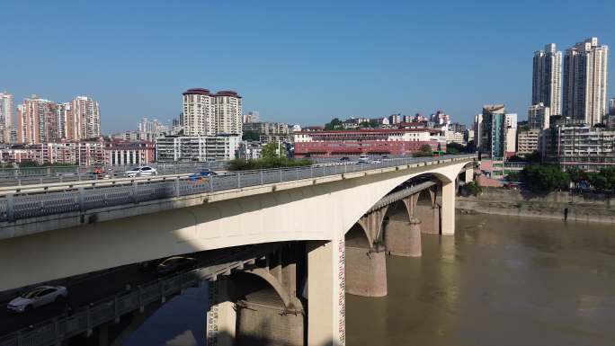 航拍泸州沱江一桥
