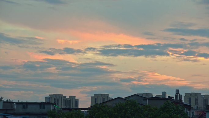 雨过天晴后的晚霞延时