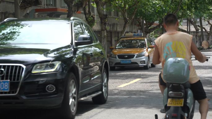 台州温岭老城区绿树成荫扫街C0038