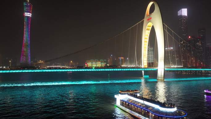 晚上猎德大桥珠江河畔珠江夜游