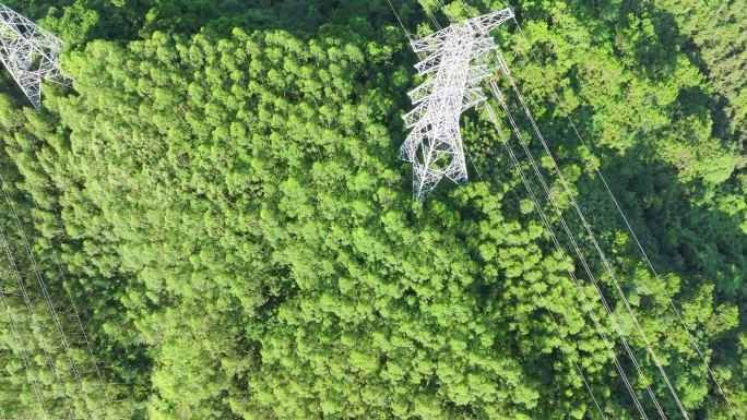广东绿水青山输电塔水库自然风光4k航拍