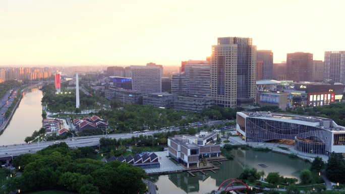 上海普陀区苏州河傍晚时分夕阳无限好