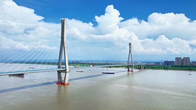 大气震撼安庆长江大桥4K航拍素材