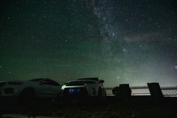 白银景泰寿鹿山星空