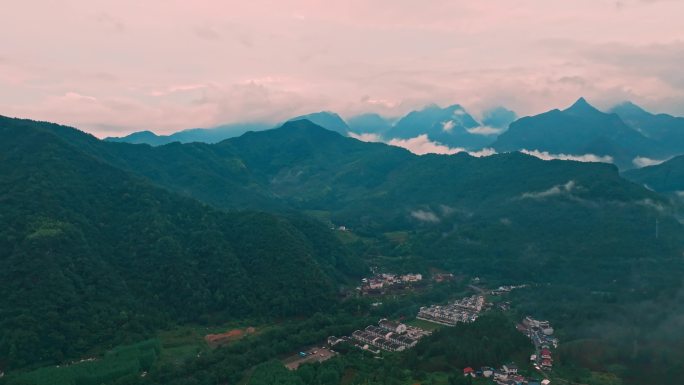 航拍安徽石台牯牛降高山云雾风光