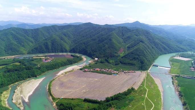 辽宁丹东 鸭绿江浑江河口 江湾 绿水青山