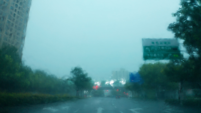 上海 暴雨 雨季 梅雨 高架 道路