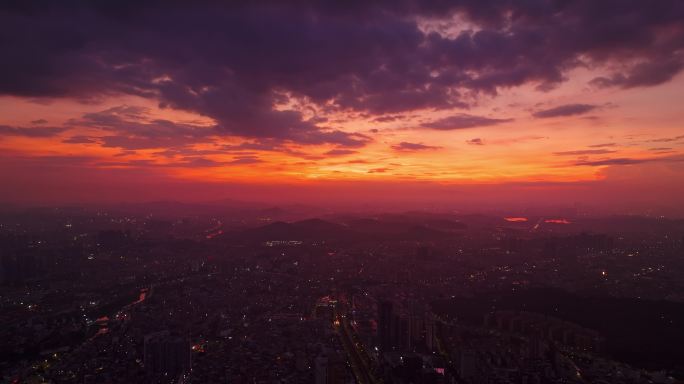 朝霞清晨城市