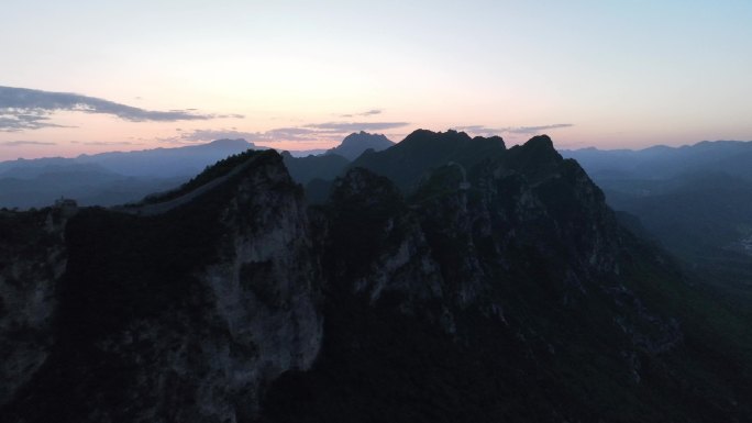 中国司马台长城朝霞美景