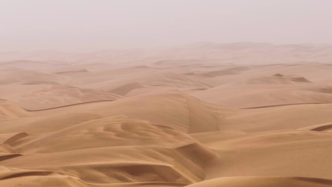 新疆塔克拉玛干沙漠腹地荒漠空镜航拍