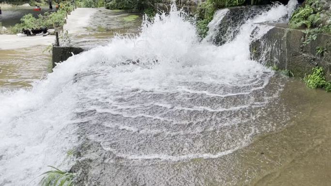 泉水清清