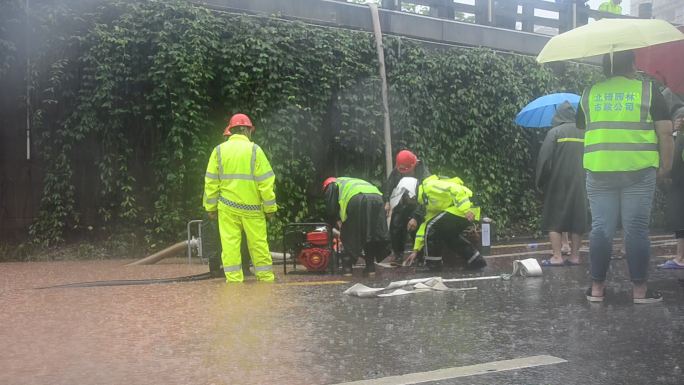 重庆局部大暴雨,主城北碚区多地内涝