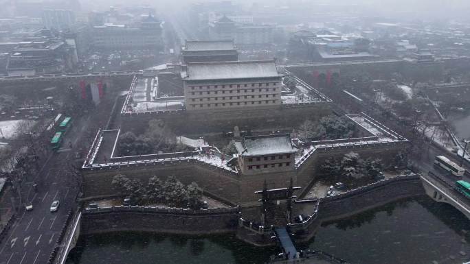 西安城墙永宁门雪景航拍