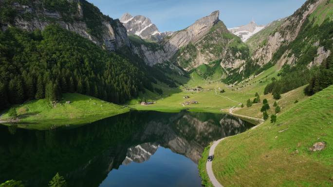 阿尔卑斯高山湖泊Seealpsee