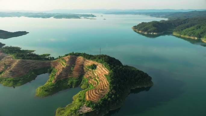 武当太极湖湖心岛航拍