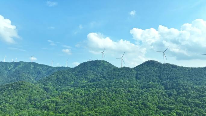 岳阳临湘五尖山风力发电风车