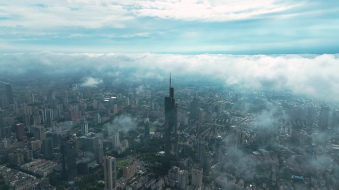 雨后南京城的云海