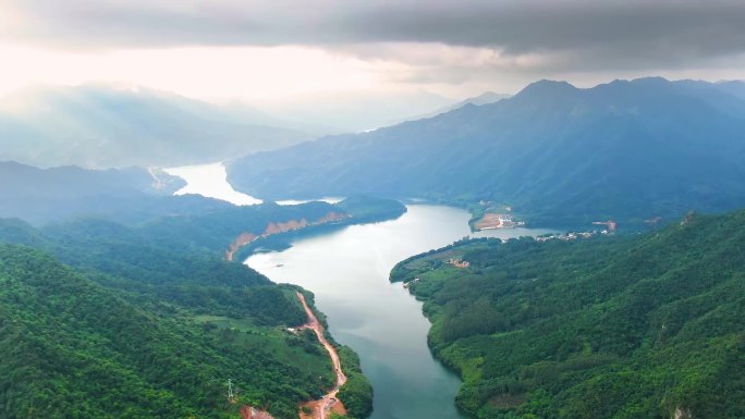 航拍广西桂江 山川河流