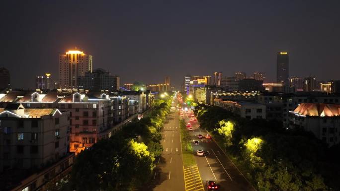 昆山市区长江路夜景