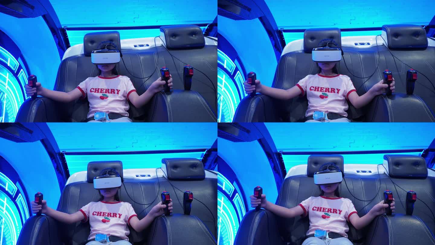小女孩体验VR设备