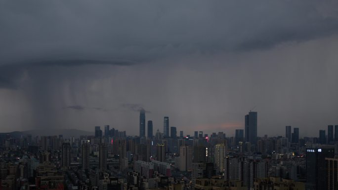 6K长沙河西暴雨如注