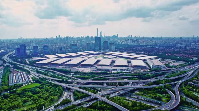4k 航拍上海新国际博览中心