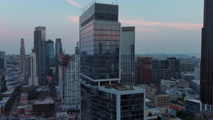 城市航拍纽约曼哈顿布鲁克林摩天大楼日出
