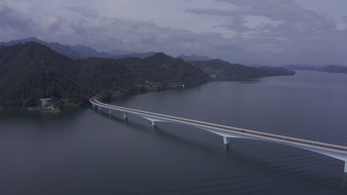 千岛湖骑行大桥