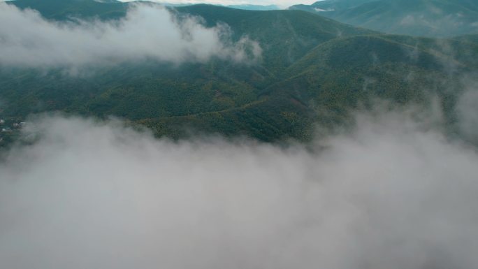 云端山川山那边山脉天空户外