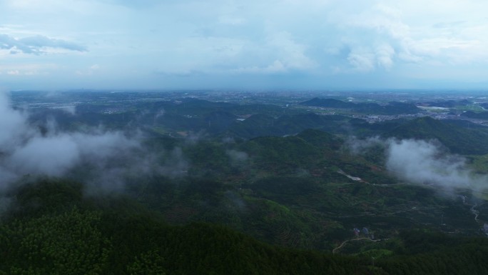 山脉云层航拍实拍4K