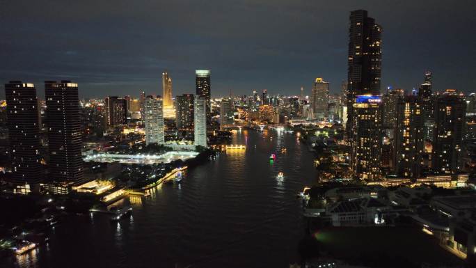 泰国曼谷夜游湄南河城市高楼夜景航拍风光