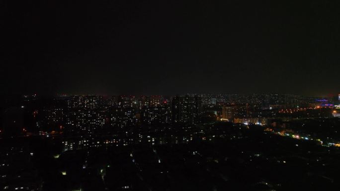 城市暴雨闪电降临4K