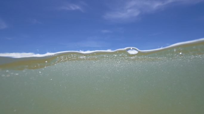 阳光海浪