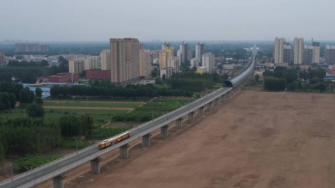 中国高速铁路遍布城乡