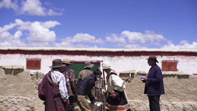 买卖经纪人 乡村经济发展 羊养殖 羊产业