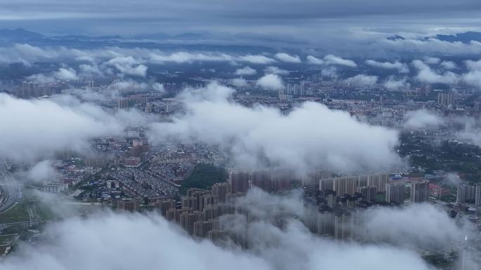 信阳城市云海