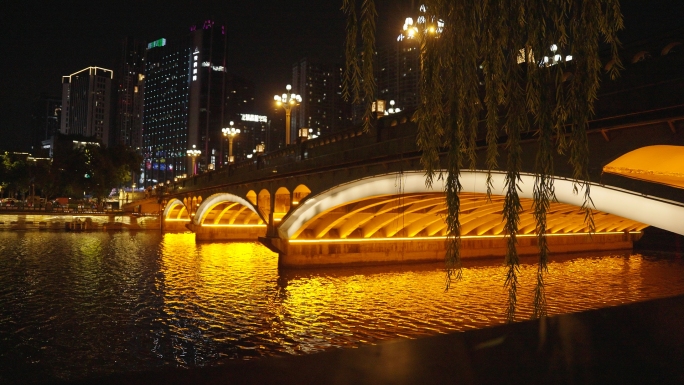 九眼桥夜景河流